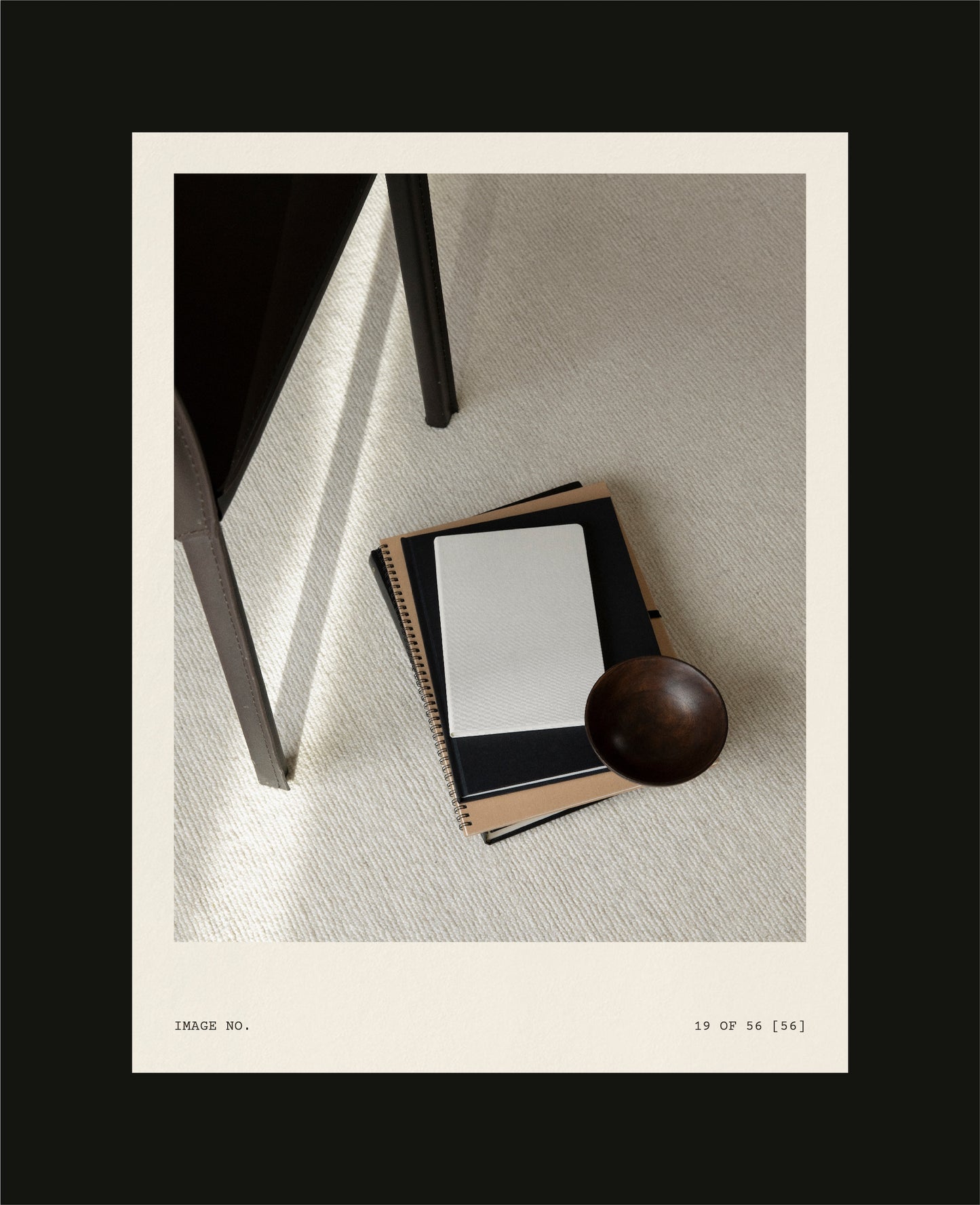 Dimanche Mockup Library